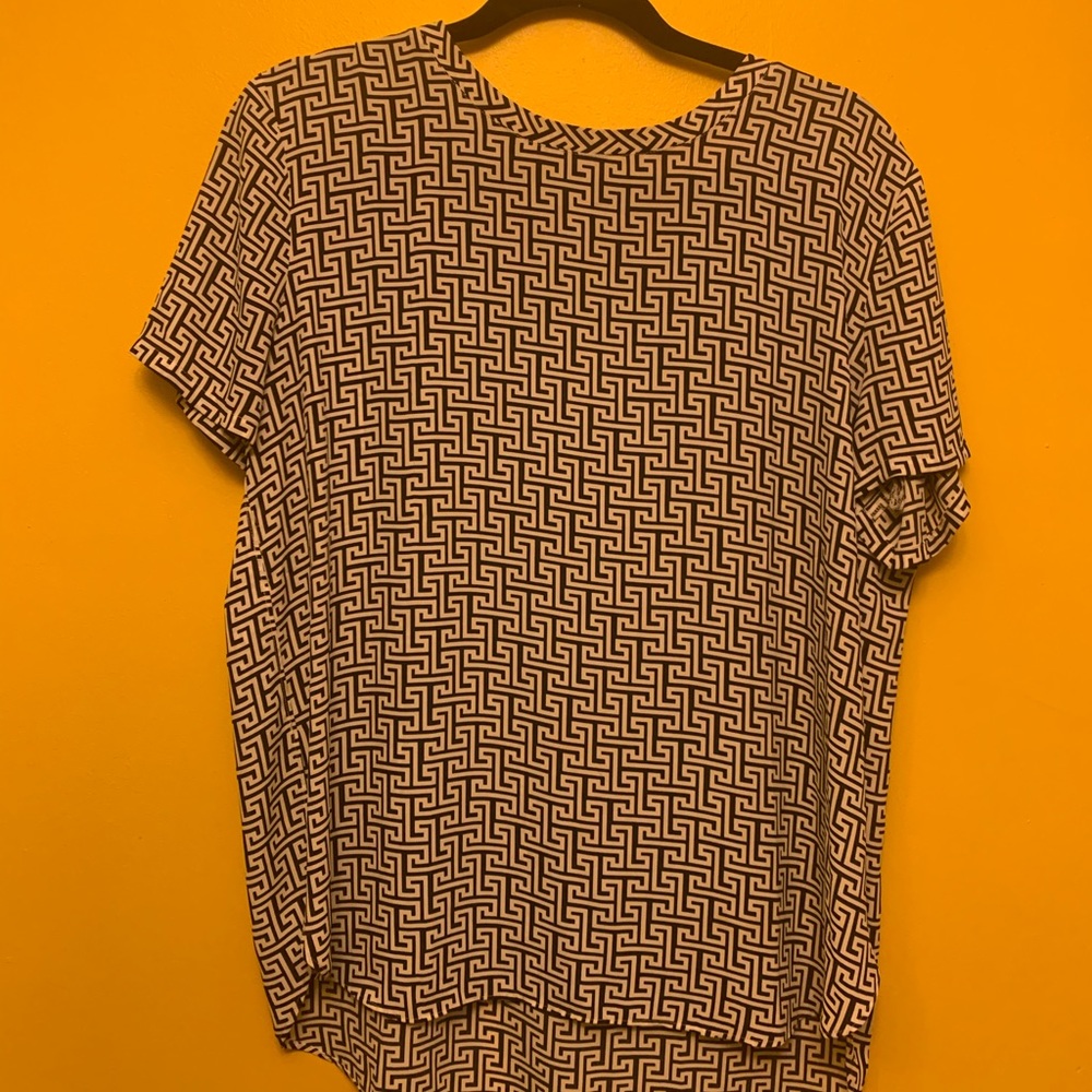 Loft Fashion Top